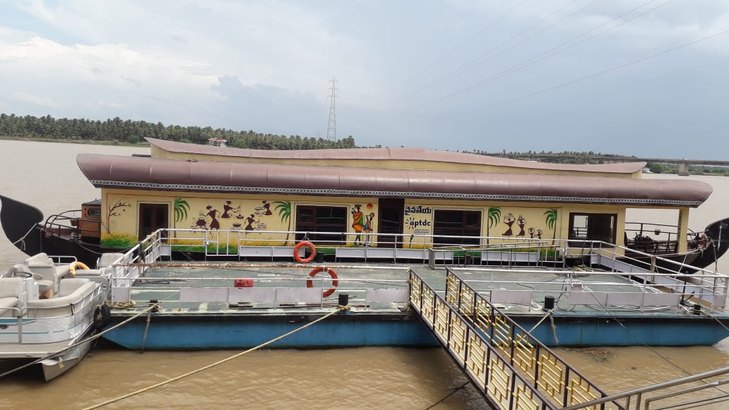 Dindi House Boat_image